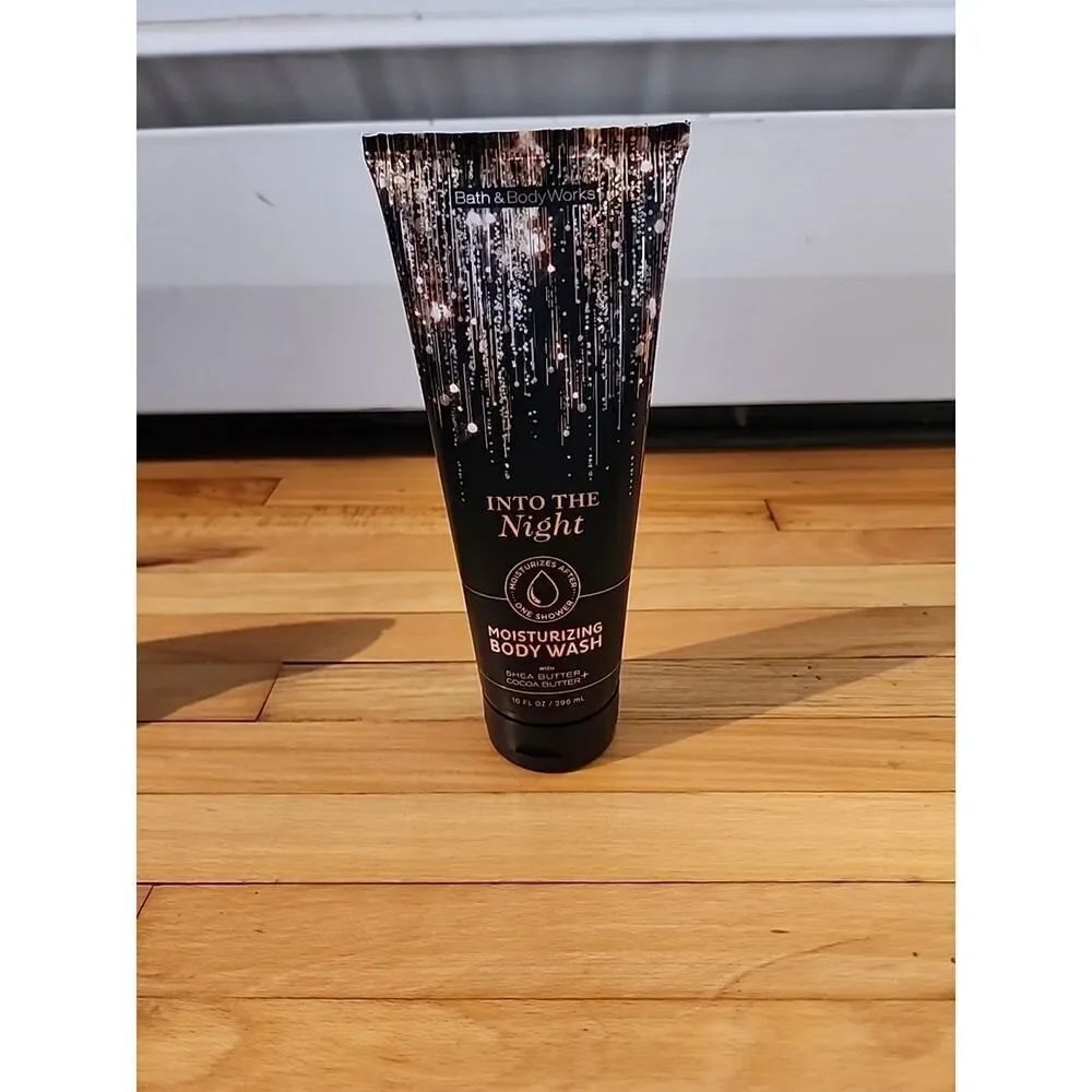 Bath & Body Works INTO THE NIGHT Moisturizing Body Wash Shower 10oz